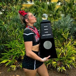 Hi! I’m bailey. I have been a cheerleader for many teams over the years!!